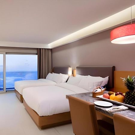 Sun Cruise Resort And Yacht Kosong-dong Exterior foto